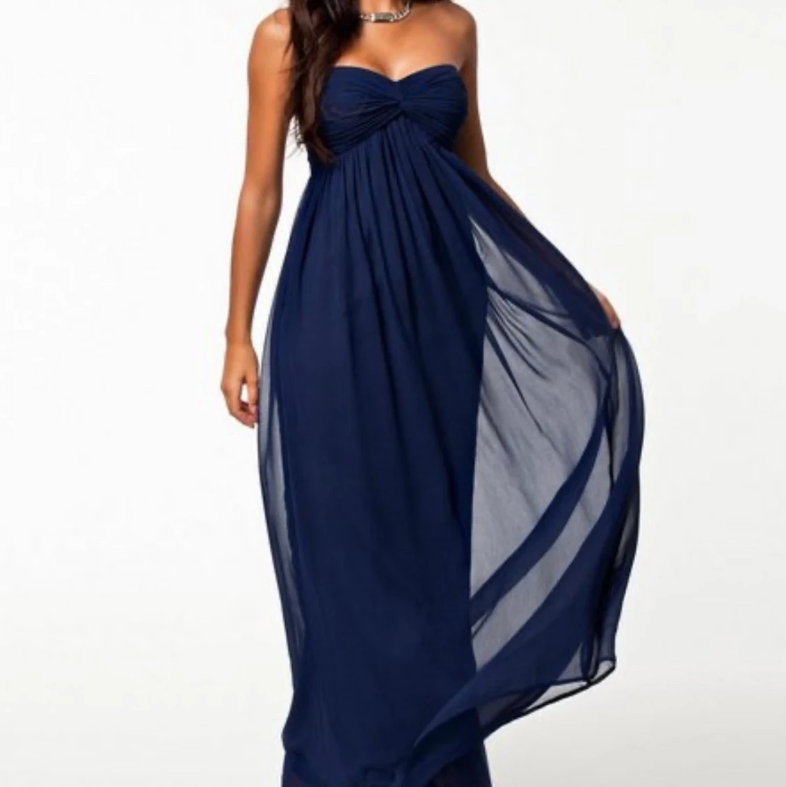 Blå klänning i storlek 36