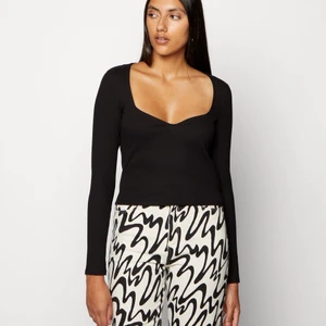 Topp från zalando - Säljer denna snygga toppen i nyskick från zalando 