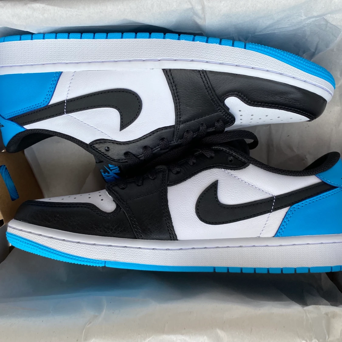 Jordan 1 Low OG Dark Powder Blue ”UNC”