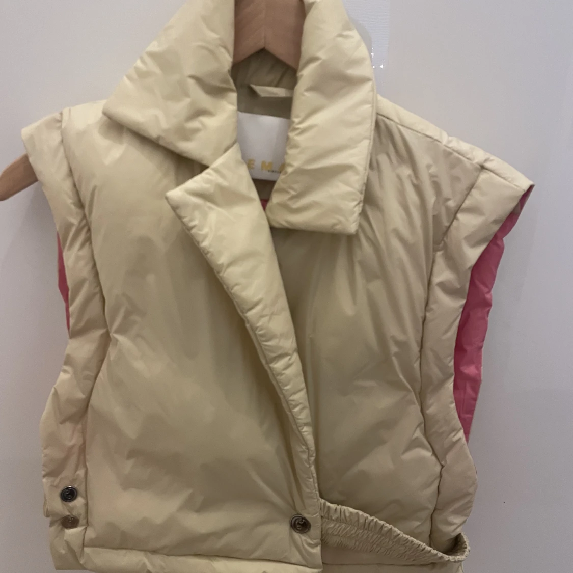 Remain Birger Christensen väst  - 90