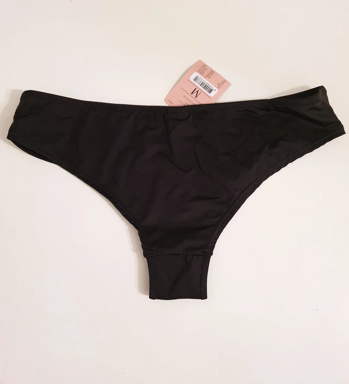 Helt ny Hunkemöller Florence brazilian-trosa i storlek M - 90