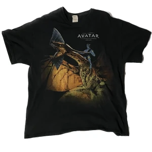 vintage black igt avatar double print tshirt  - -vintage black igt avatar double print tshirt   -size: xl (fits like a large)