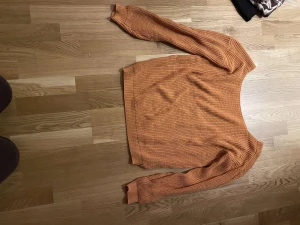 Bohoo  - Fin stickad tröja small