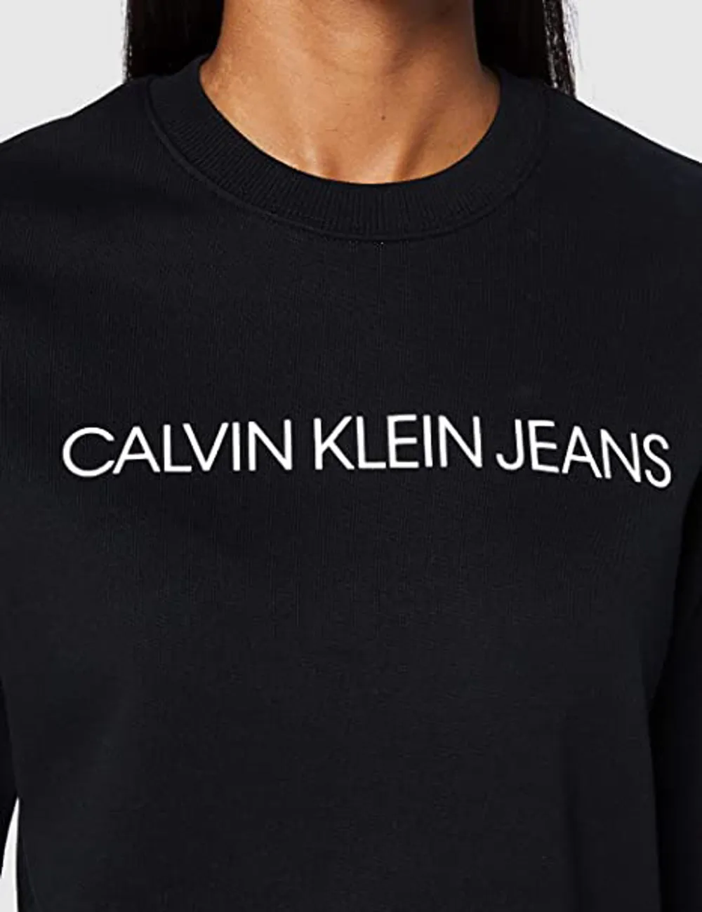 Svart sweatshirt från Calvin Klein passar M & L.. Tröjor & Koftor.