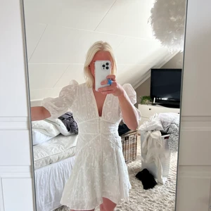 Adoore klänning  - Adoore klänning ”sicily Dress” stl 36 Nypris 1295kr nu 999kr