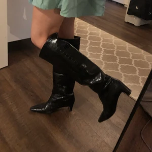 Svarta boots - Använd någon gång så snygga men har andra