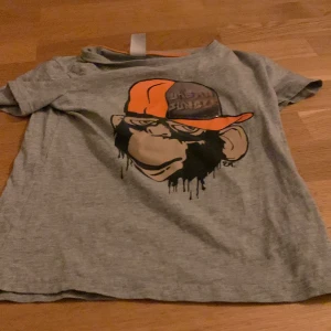 T-shirt - T-shirt nyskick