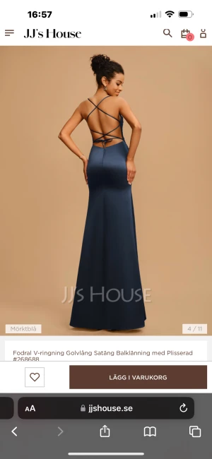 Rosa balklänning - Säljer min fina balklänning som är köpt ifrån JJ’s house förra sommaren. Endast använd en kväll och har hängt sen dess, den är rosa och är i storleken 34 som passade mig perfekt både i storleken och längd (163cm och hade runt 7cm klackar) nypris 1300