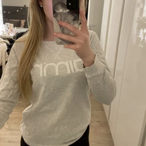 Tröja från aimn  - Tröja från aimn som är hyffsat tunn