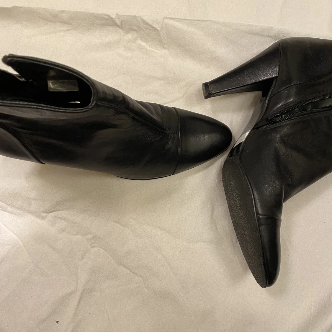 Svarta klackskor - 91