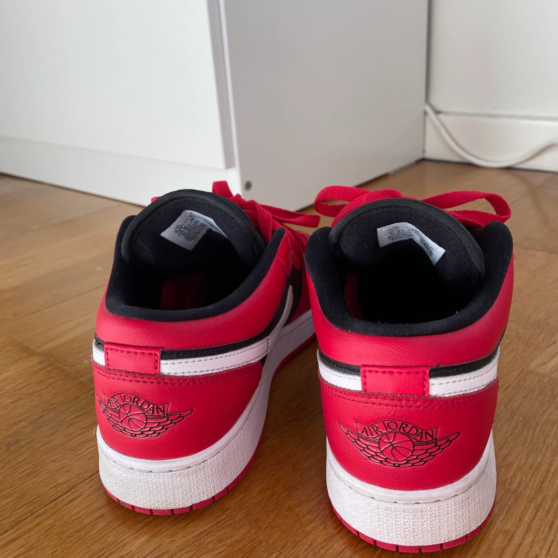 Jordan 1 Low, storlek 39 - 90