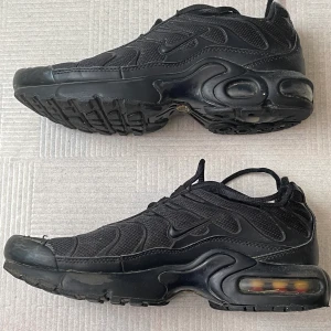 Nike Tn skor - Använt de flertals gånger, men är i bra skick. Köpta för 1500kr men säljer de för 700kr