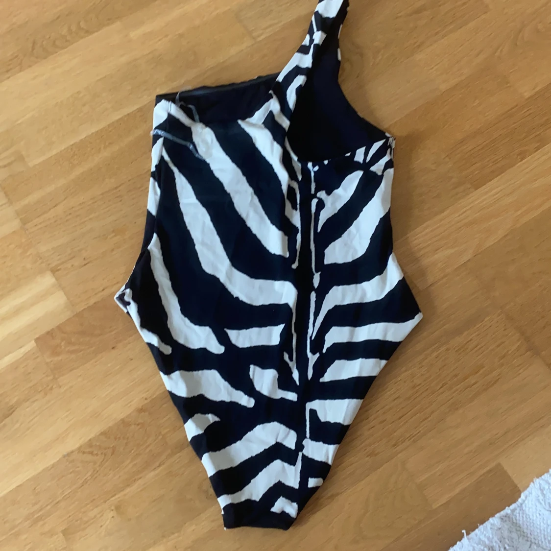 Baddräkt i zebra - 91