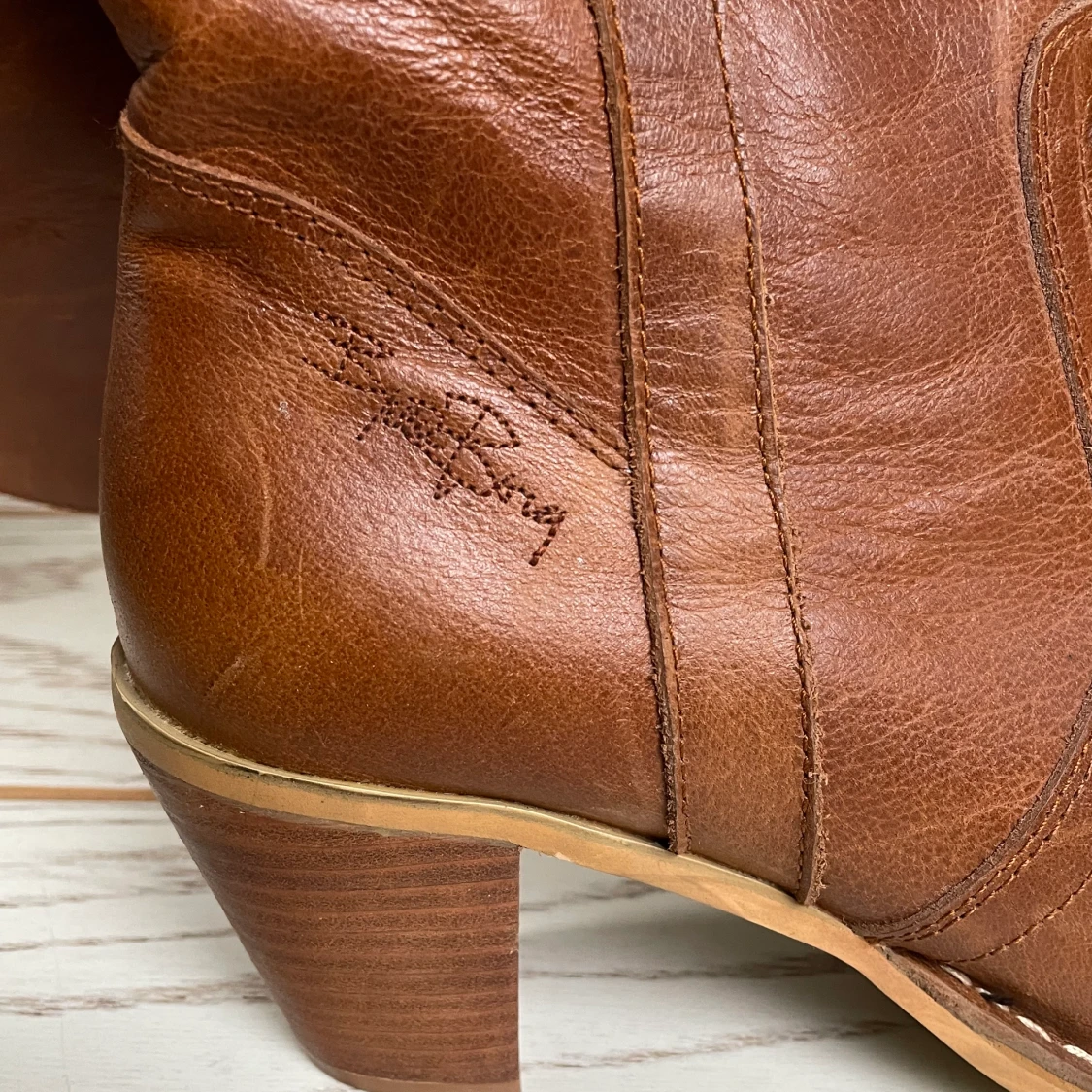 Bruna skinnstövlar  - 91