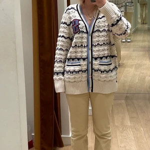 Sandro kofta  - Så fin och unik. Kollar intresset. Nypris 3095kr