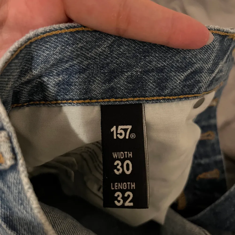 Mid jeans från lager 157s herr avdelning. Säljer för att de är lite små för mig🤩. Jeans & Byxor.