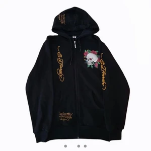 Ed hardy zip hoodie - Ed hardy hoodie i nyskick! Storlek M, möts upp i Stockholm 🙌💕  (Priset börjar på 500kr+frakt)