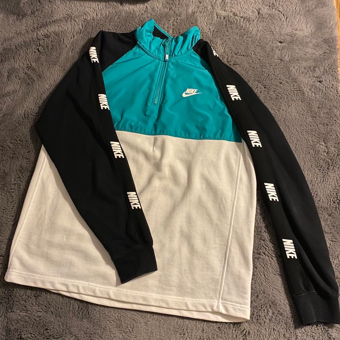 Nike zip tröja