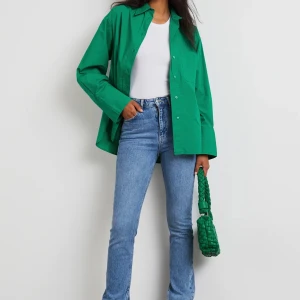 Jeans - Nu har jag lagt ut dom för ett riktigt bra pris för ett par snygga blåa jeans från zara 