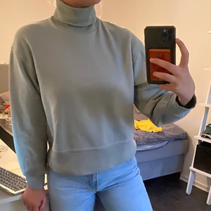 Sweatshirt med krage - Superskön! Oanvänd🫶🏼