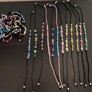 Ögon armband  - Flera olika färger på ögon armband som skyddar mot onda ögat.