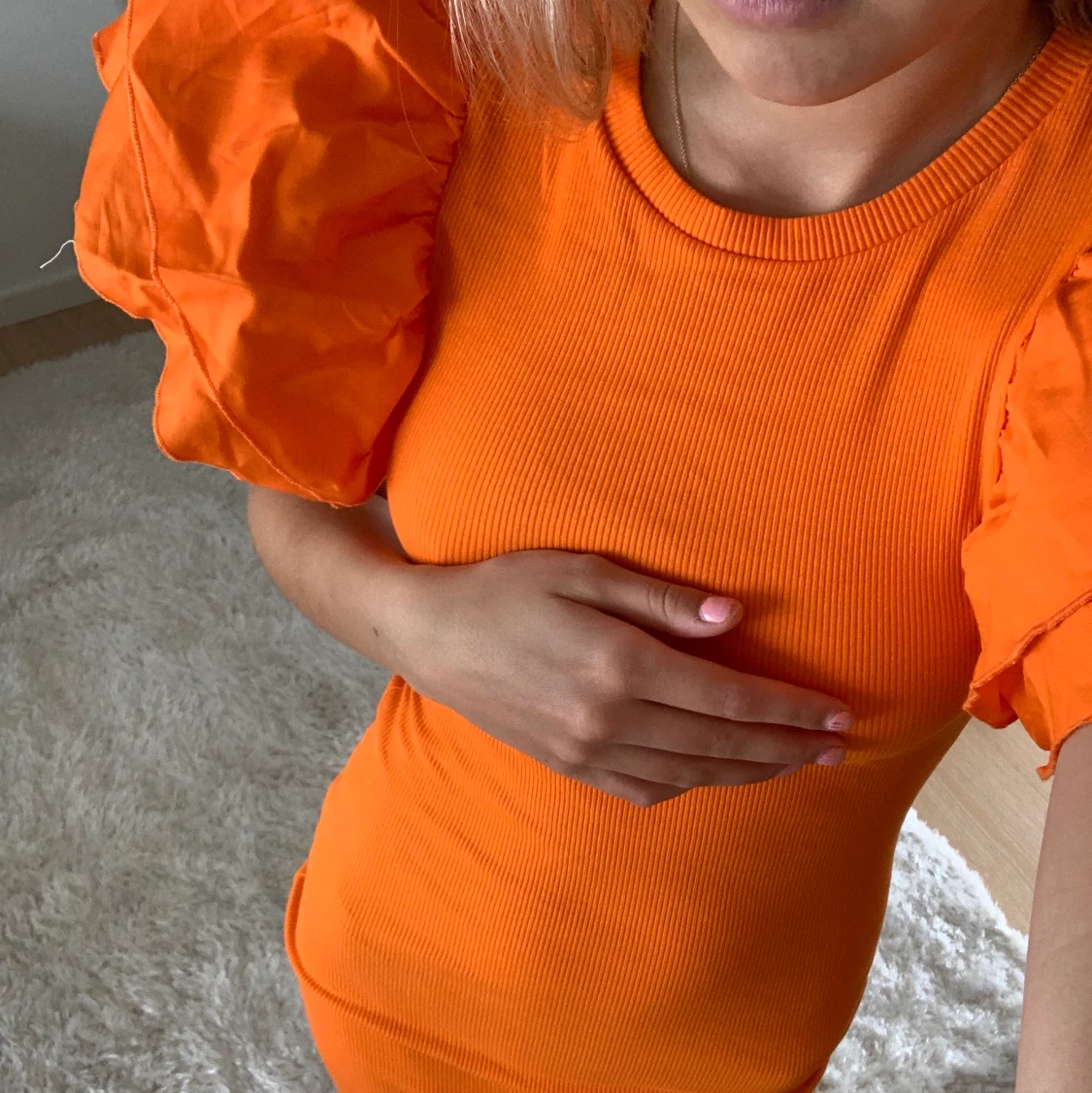 Orange klänning - 91