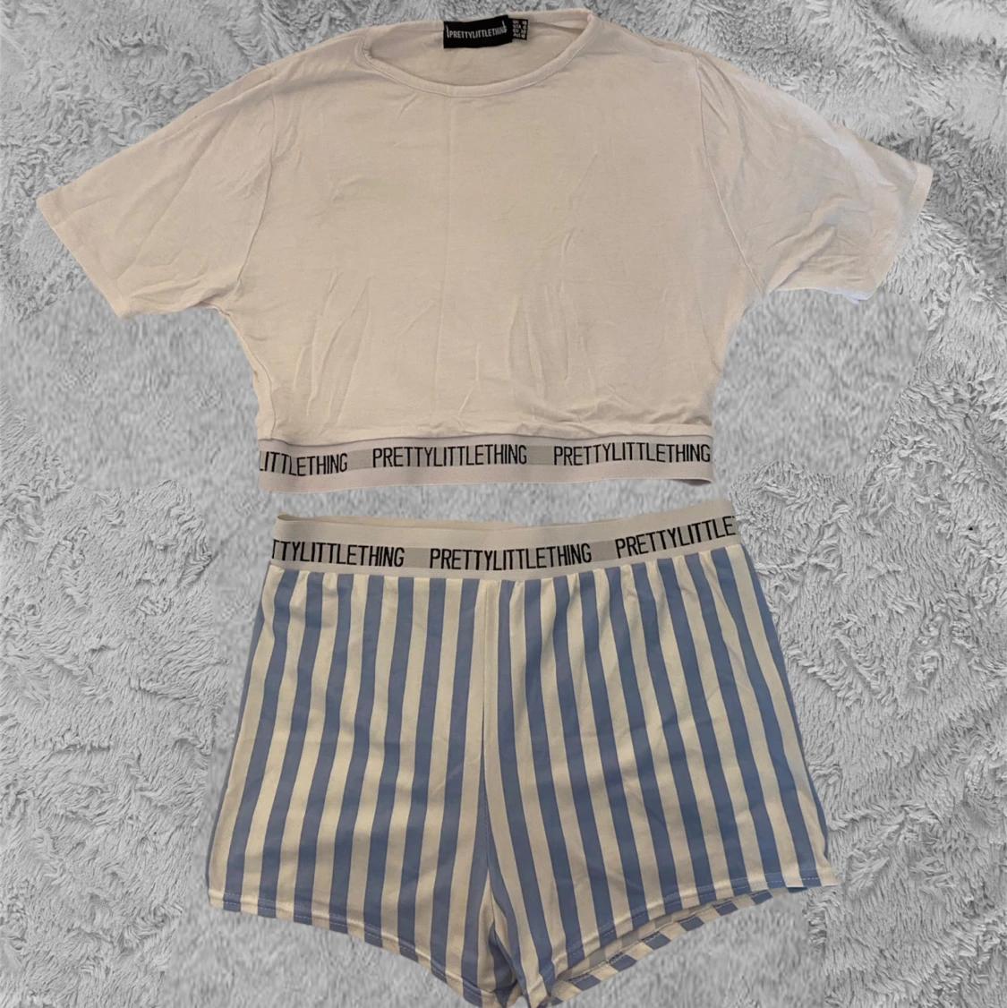 Pretty little thing set