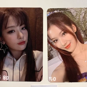 kpop — red velvet + twice pcs - båda är i mint skick, sälj bevis finns på min trading ig ; 97soonhao !!! priser är på bilden + 13kr frakt :p (seulgi såld!)