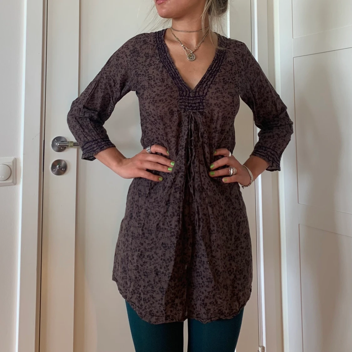 Vinröd/brun-mönstrad klänning/tunika