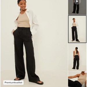 Svarta linnebyxor - Helt slutsålda linnebyxor från nakd. Svart färg och rakmodell med fickor både bak och fram. Storlek S men passsr både M och xs. Säljer då de inte kommer till användning. Priset är exklusive frakt.