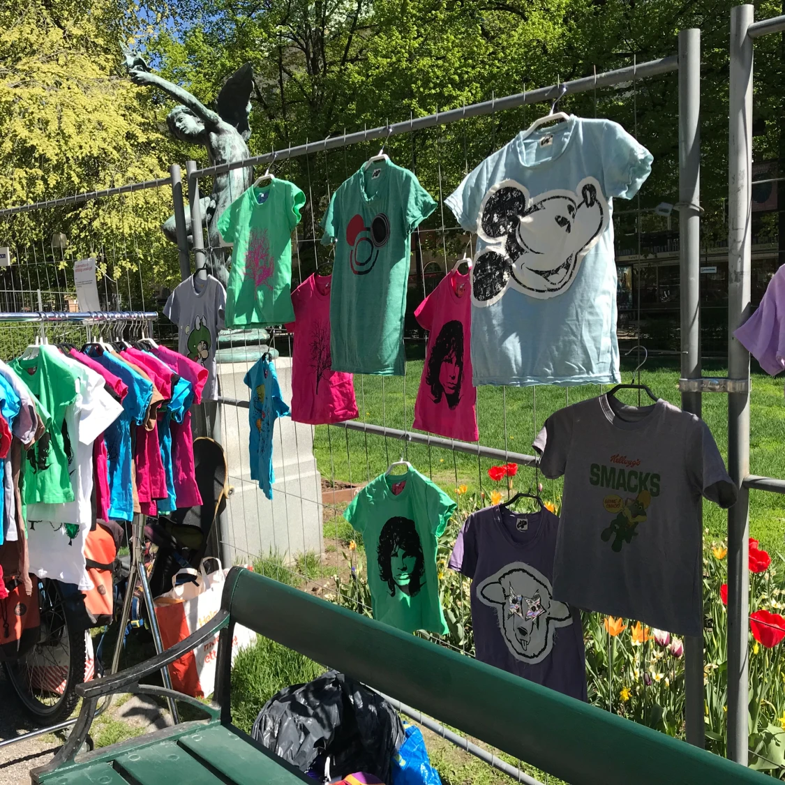 T-shirtar i Maria Torget - 90