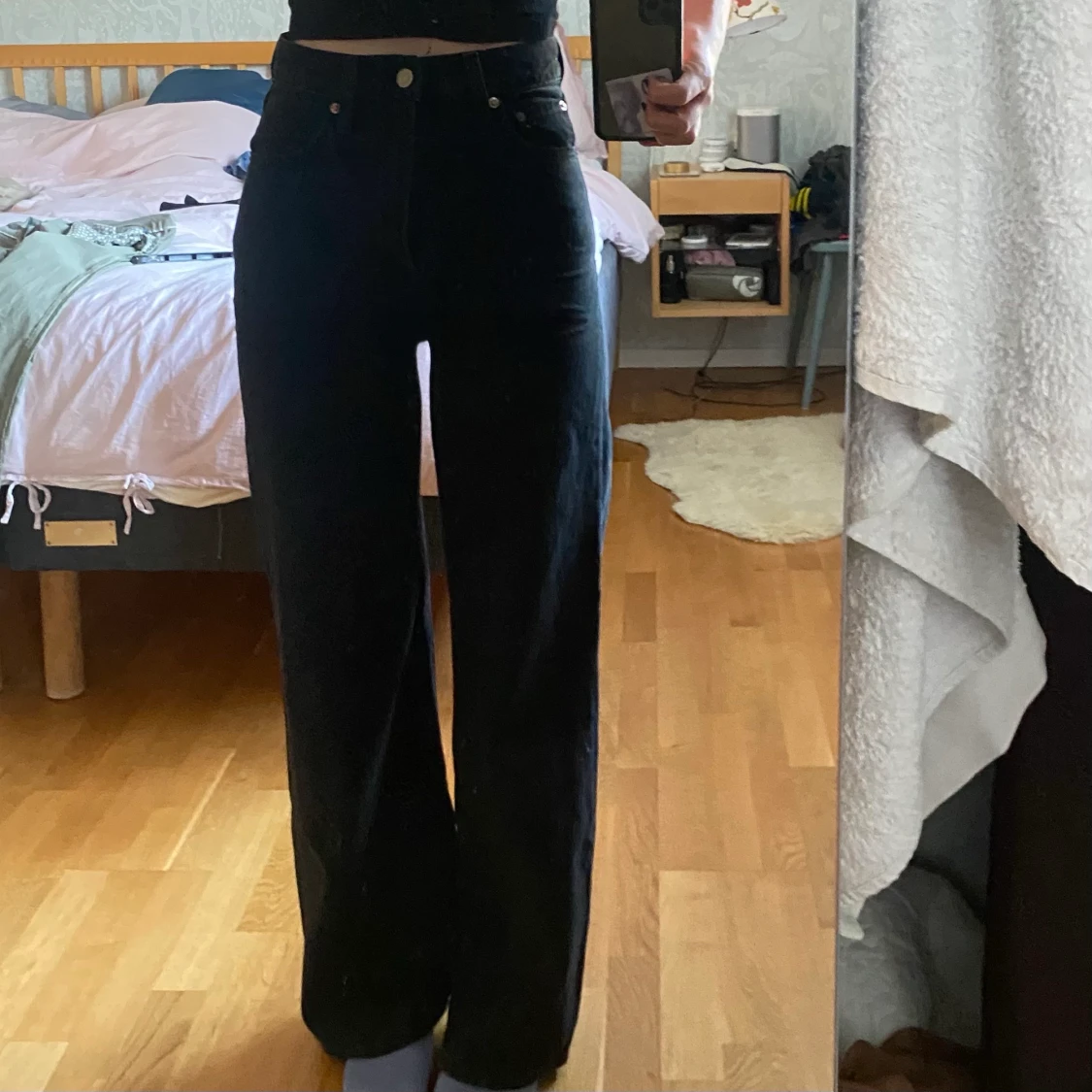 Levi’s Ribcage wide leg 24