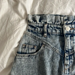 Sommar kjol🙌 - Säljer nu denna super fina kjol med lapp kvar från hm och finns heller inte längre💗💗 Pris kan såklart diskuteras😊 skriv privat för fler bilder