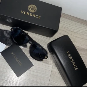 Versace glasögon  - Säljer dessa då jag har ett par nya 