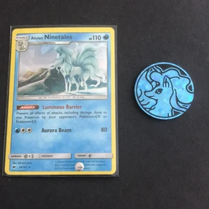 NINETALES  - Kan fraktas. NINETALES hallow. Kom DM för fler frågor. Tillkommer plastficka + coin (15kr) om man vill ha det. Kortet själv för 40kr.