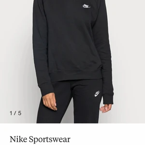 Nike tröja stl S - Nike tröja stl S. Använd men bra skick. Priset är ink frakt