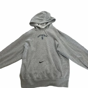 Vintage Nike southfield hoodie  - Nyckick  Nypris 899kr Size S passar M