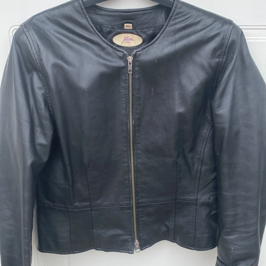 Svart skinnjacka äkta skinn ”Jofama” vintage  70-80 tal.