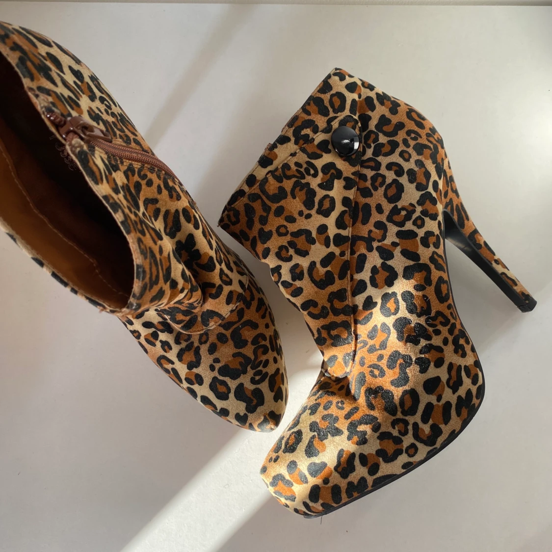 Charlotte Russe klackar 