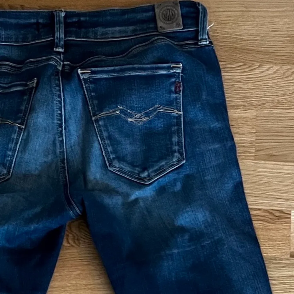 Superfina och supersköna jeans från Replay. Jeans & Byxor.