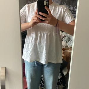 Tröja  - Fin tröja/topp från lager 157 andvänd 5 gånger typ❤️ väldigt fin storlek 150 passar som xs/s😍 skriv för fler bilder pris kan diskuteras 