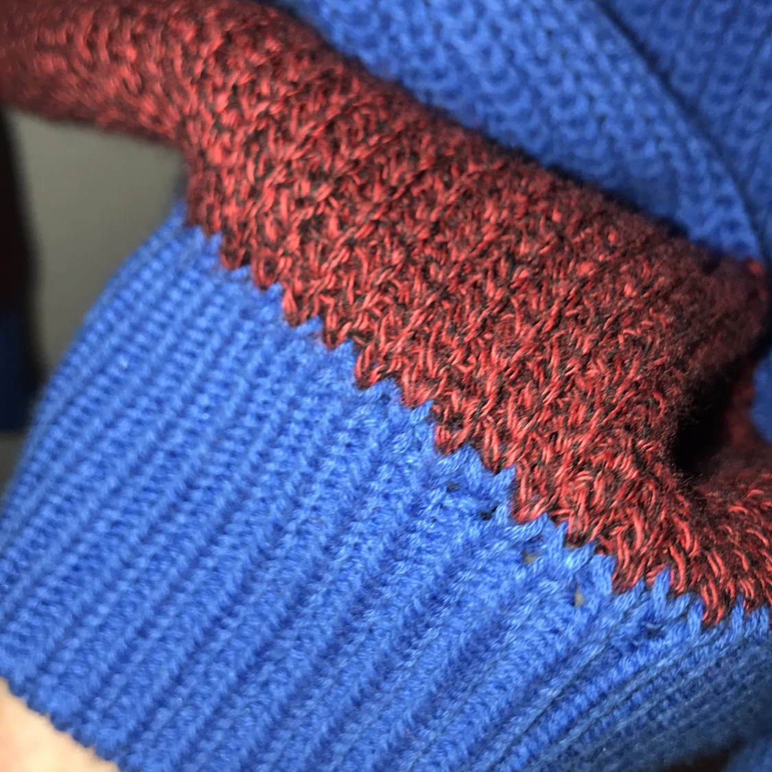 Stickad tröja XS - 90