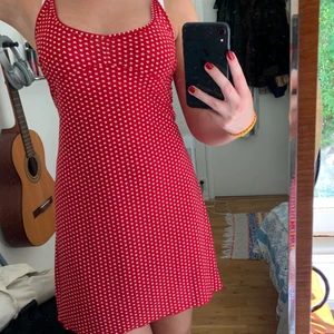 Minidress❣️ - Fint skick, insydd i ryggen, längd: 91cm
