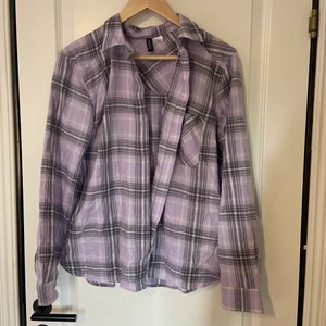 Skjorta  - Söt skjorta från hm