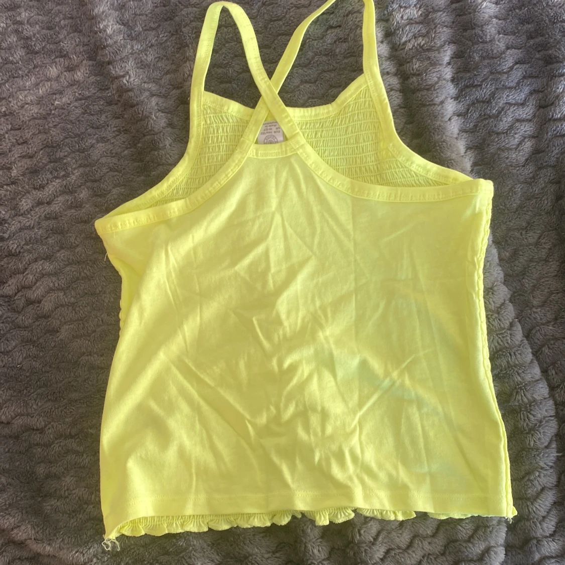 Ett neon färgat linen - 90