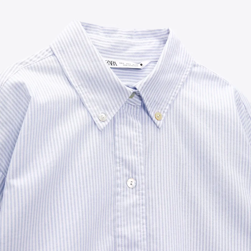 Somrig skjorta från zara som aldrig är använd. Strl XS men oversized så passar även S. Första bilden lånad från pinterest. Skjortor.