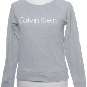 Superskön Calvin Klein tröja