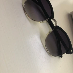 Rayban Solglasögon  - Dom är Nästan helt nya, köpte dom i förra sommaren för 1900, och använde kanske 5 gånger 