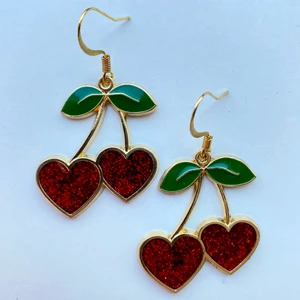 Retro stil örhängen 🍒🍒 - Nickelfria krokar och fri frakt 🍒🍒