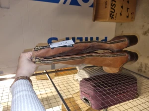 Äkta skinn stövlar - Äkta skinn stövlar